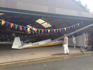 flying taster - hangar